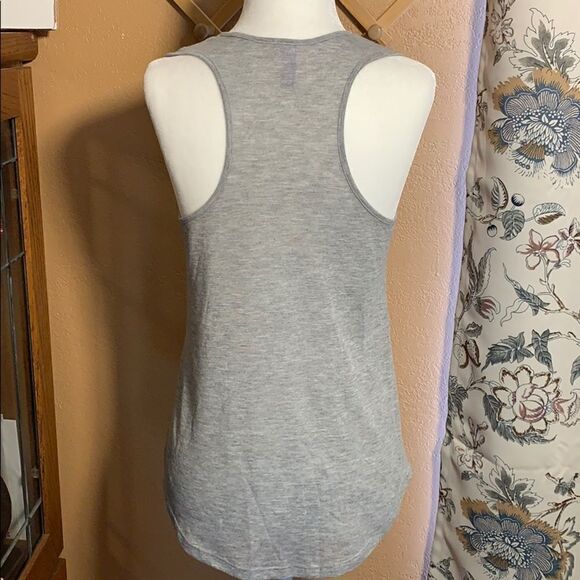 Emma & Sam Gray Racerback Tank Size Small - Picture 2 of 8